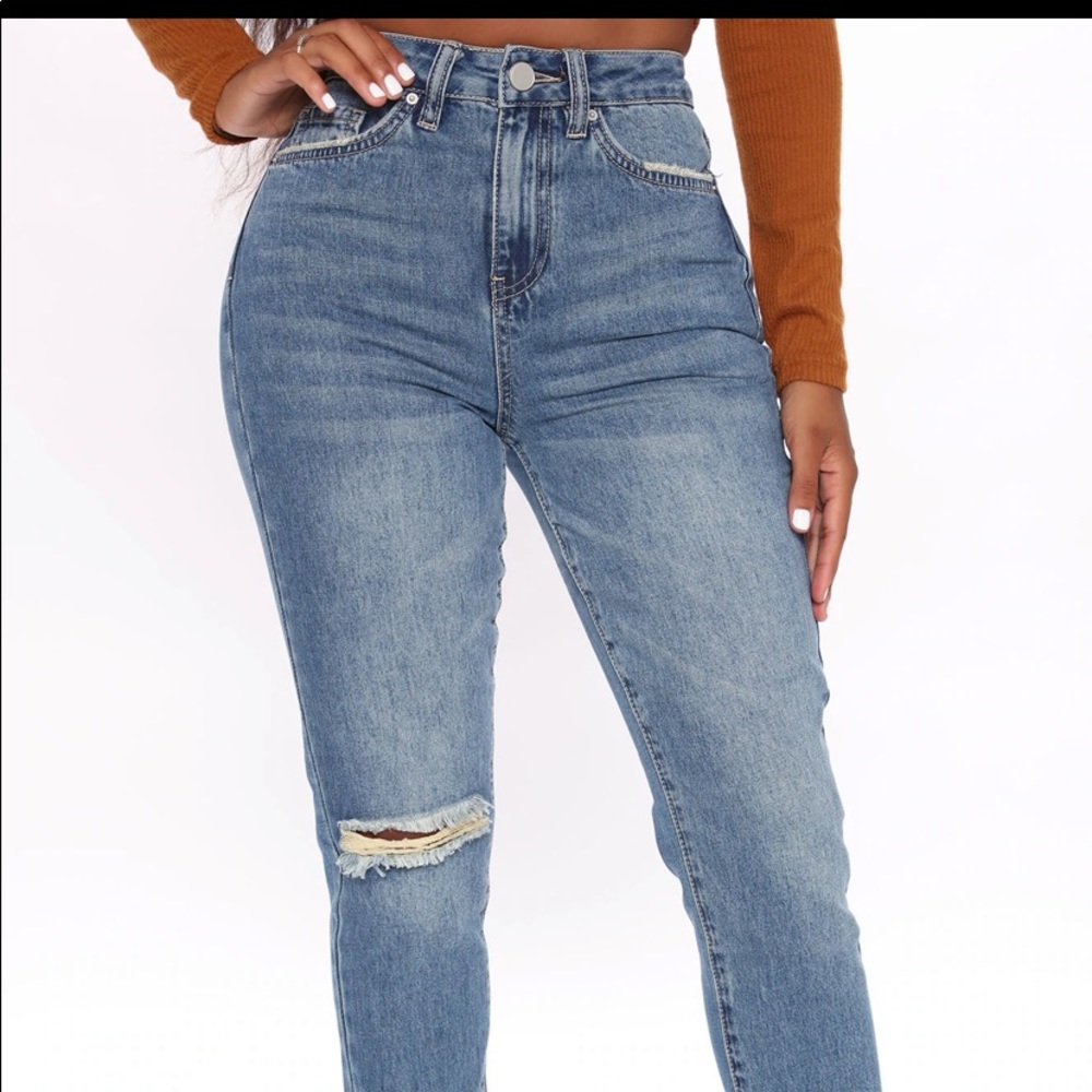 Womens distressed mom jeans - Picture 2 of 7